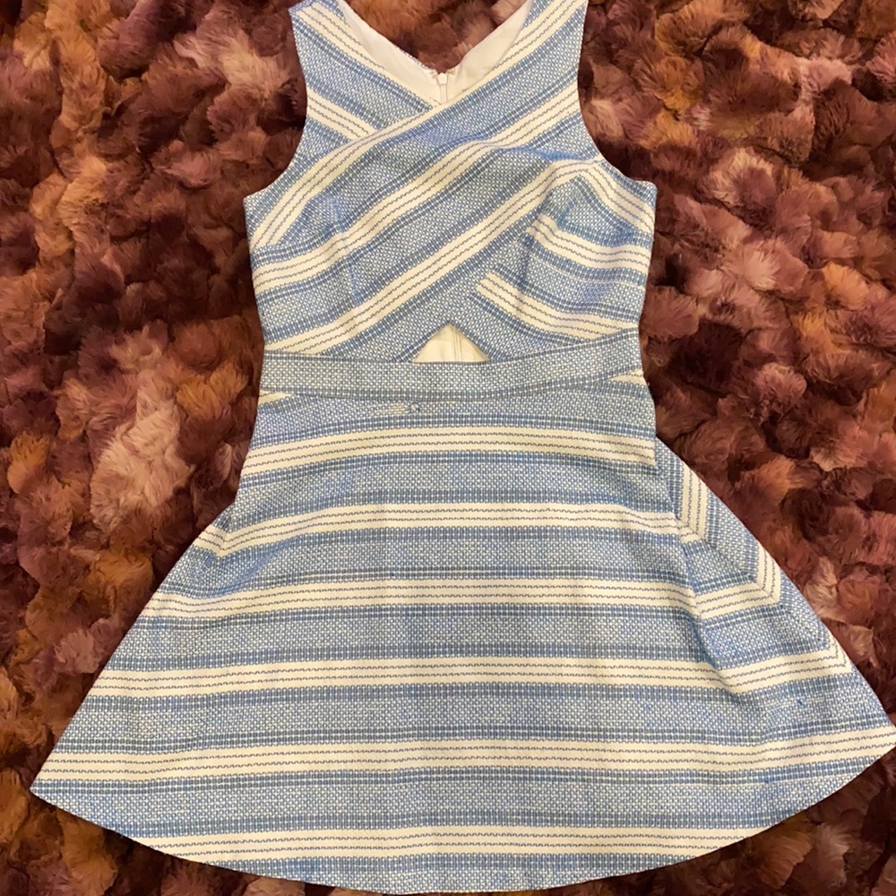 Cece peek-a-boo dress